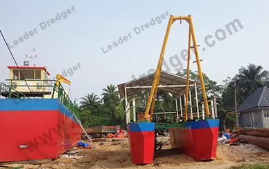 LD4500 Cutter Suction Dredger Equipped With Service Boat For Environmental Dredging  - Leader Dredger